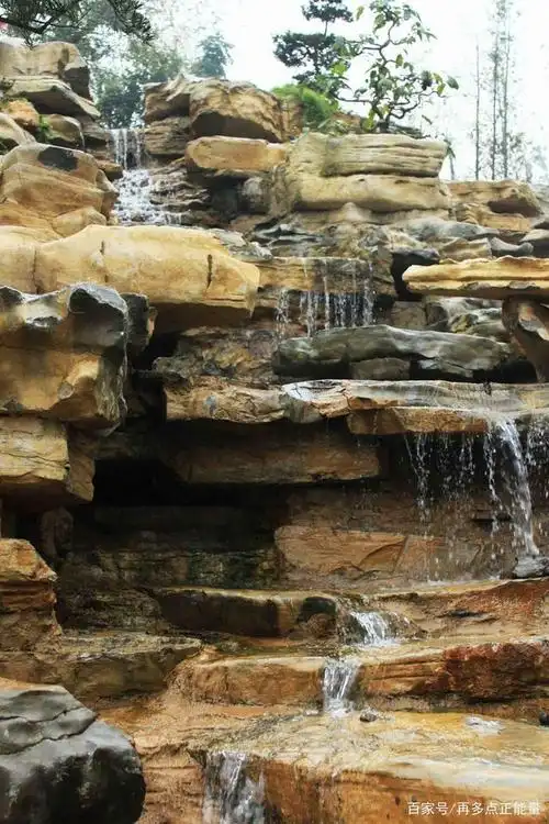 摄影图集:造型独特的各式假山水池