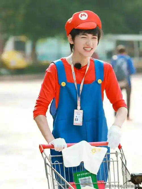 养成系时代新星宋亚轩二十撷彩行舟漫海,少年的征程永不言败_谭维维