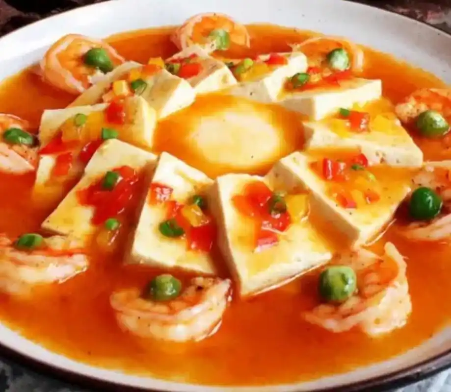 我的美食分享#  豆腐虾仁蒸蛋  做法:  1:大虾取出虾仁,再开背鹊趑