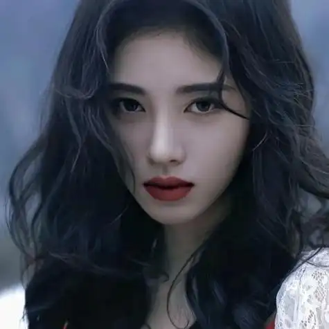 2023气质女头像高冷