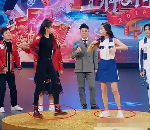 身高169杨颖同台173关晓彤气质完胜满屏大长腿瞬间傻眼