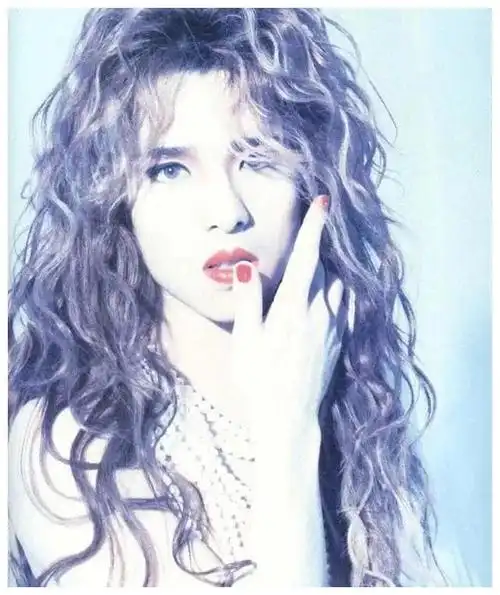 林佳树一个穿婚纱最美的男人殒命舞台也无憾