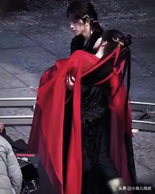 任嘉伦,成毅,白敬亭,彭于晏,赵丽颖展|吴磊|李易峰|女明星_网易订阅