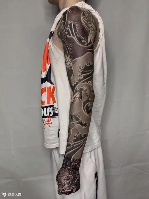 海浪花臂_日式手臂纹身图案大全 - 纹身大咖