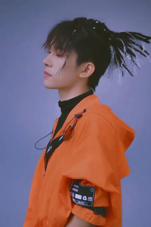 男生要马尾也要刘海是个什么样的发型? - 知乎