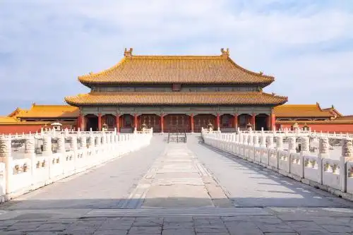 中国北京故宫博物院的乾清宫大殿