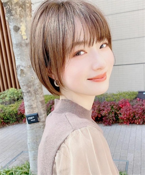 精灵短发波波头 甜美元气巨减龄_波波发型 - 美发站