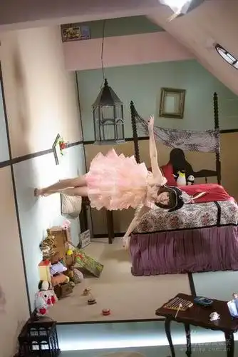 张韶涵《床边故事》mv花絮张韶涵《床边故事》mv花絮-飞檐走壁张韶涵