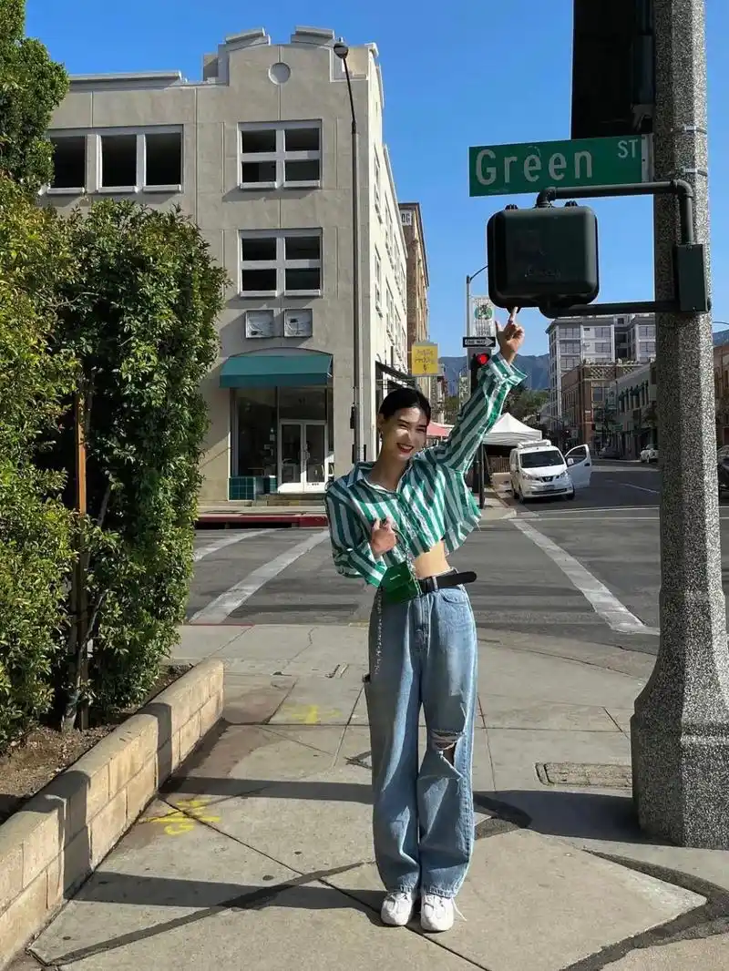 9693时尚博主o.xxyn,身高170可甜可辣的酷girl - 抖音