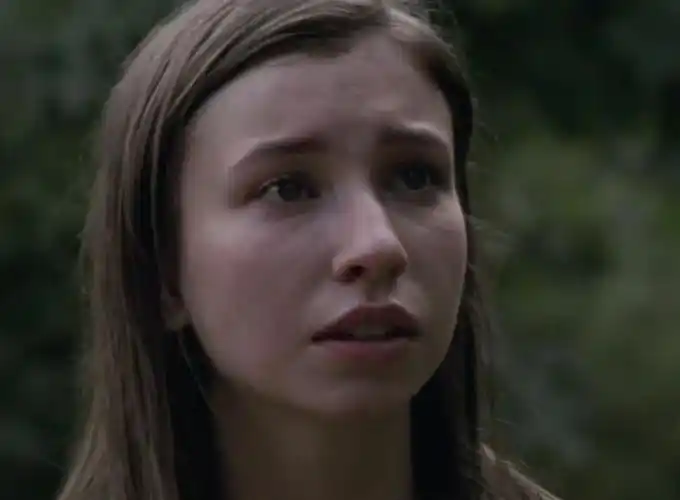 ">伊妮德,她是《 a target="_blank" href="/item/行尸走肉/10555339"