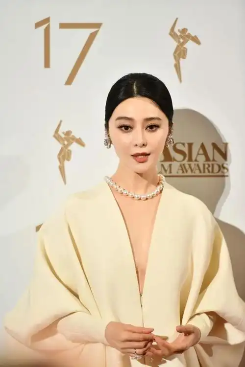 范冰冰专访:迈向最好的创作年龄|李玉|冯小刚|女演员|奥斯卡颁奖典礼