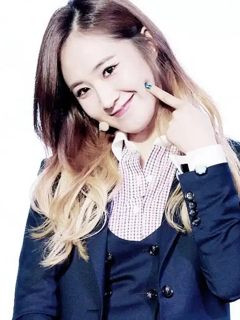 权侑莉:颜值太赞,美若天仙!