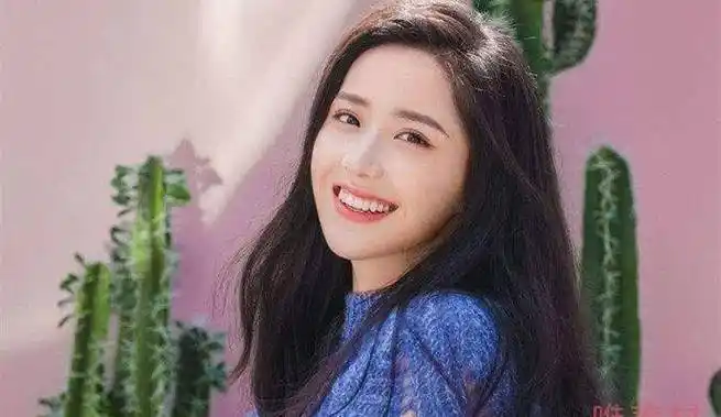 原创王艺瑾妈妈是做什么的家庭背景曝光与妈妈好似姐妹母女嘉行网友