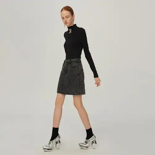 uooyaa乌丫2022冬季新款uy领标黑色紧身打底毛针织衫