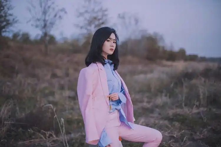 院线电影《功夫营救》刘俐儿上演戏中戏最美梨花_剧中