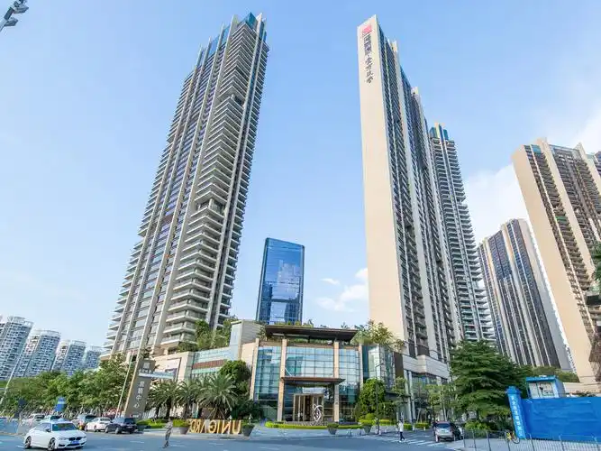 保留壹手现楼丨一览众山小丨壹方中心250平6房丨一线海景房