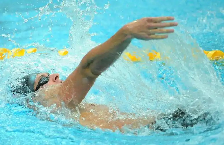 游泳运动员图片素材(25p)[中国photoshop资源网|ps教程|psd模板|照片