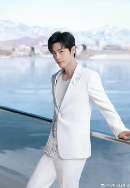 肖战中国网络视听盛典造型图,是你的白马王子吗|肖战_新浪新闻