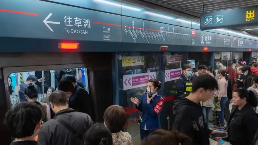 西安地铁五一期间延长运营时间