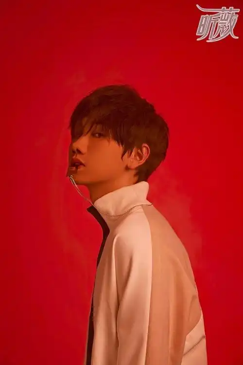 汪苏泷 × 昕薇电子刊20191009 图片部分视频部分:谁说的我不吃鱼花絮