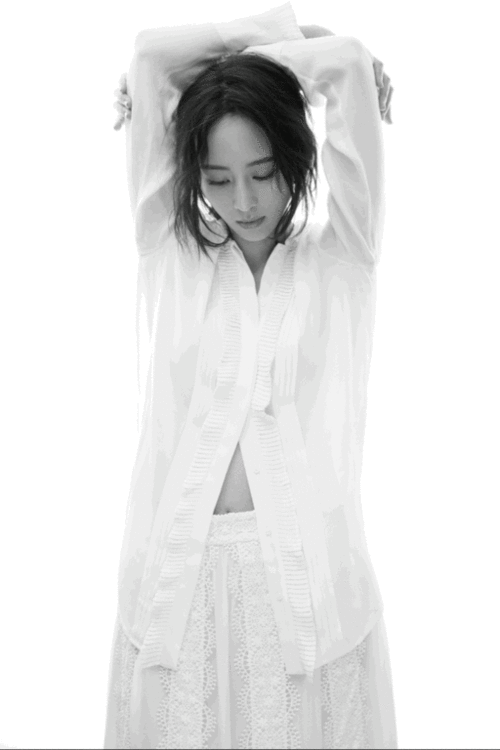 张钧甯与massimodutti携手一起探寻自己的时尚品味