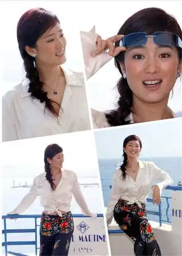 原创37岁巩俐的旧照片曝光巩皇的气场一般人真模仿不了