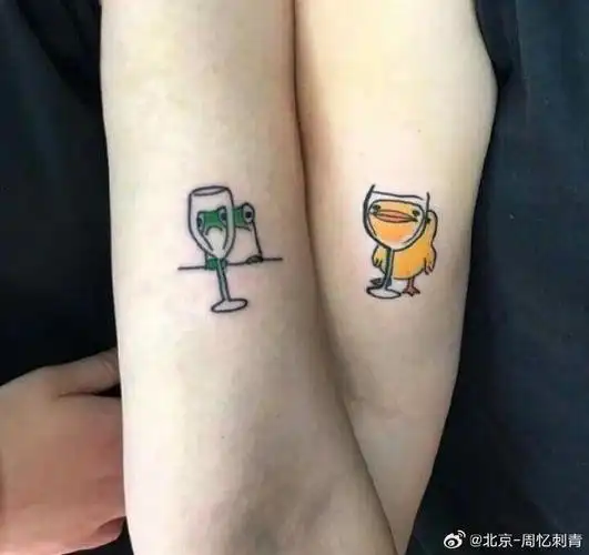 今日纹身图案分享    情侣纹身    #纹身分享##纹身设计##情侣纹身