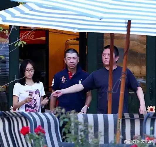 细数5代京圈公主外国籍没颜值没上大学她们凭啥霸占荧屏