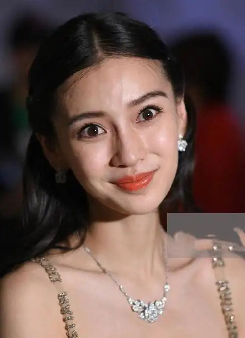 angelababy跟杨雪怎么越来越像了?