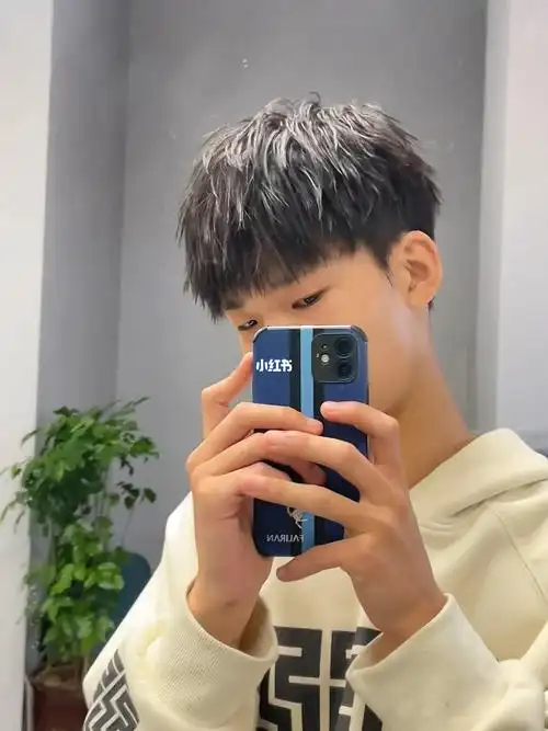 三木的工作日常  #驻马店男士发型设计  #韩式发型