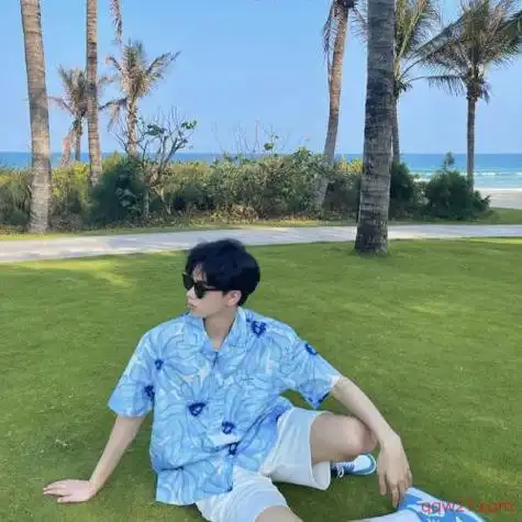 帅哥头像同一个人的帅气照片-男生头像 - 壁纸之家