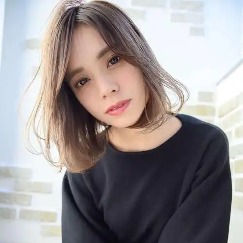 脸长的女人试试这5款柔卷烫发长脸也能变小v脸