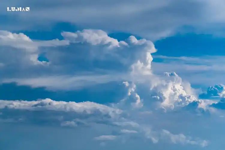 郑州到呼和浩特,路上的云彩真的是漂亮极了