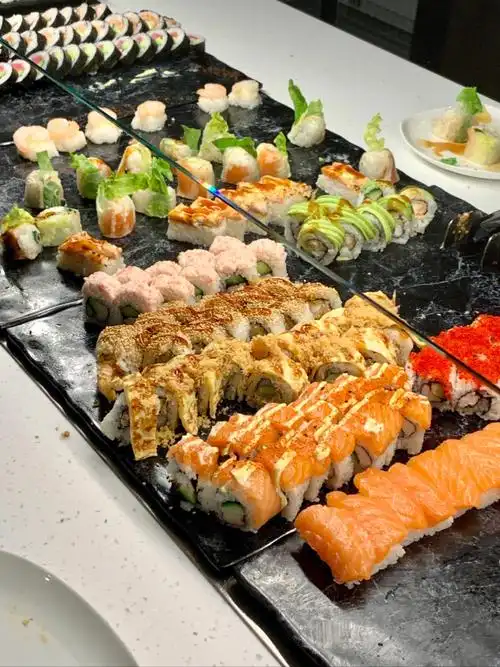 布罗斯寿司自助餐eest