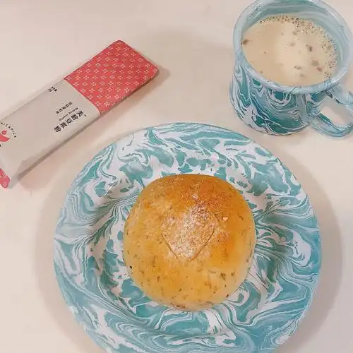 腹肌女孩365天早餐面包不重周建生咸口软欧