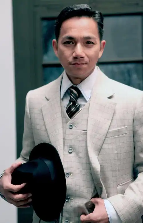 海茄子图片(骆达华过年吃豪华家宴) - 赤虎壹号