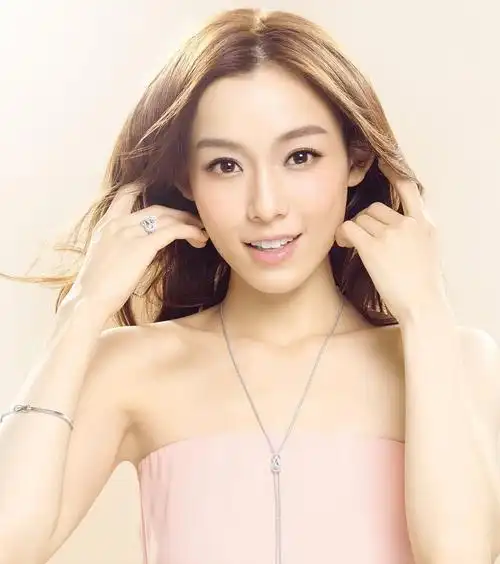 范玮琪_歌手_作品_个人资料_简历_生日_经历_留言 - 酷乐米