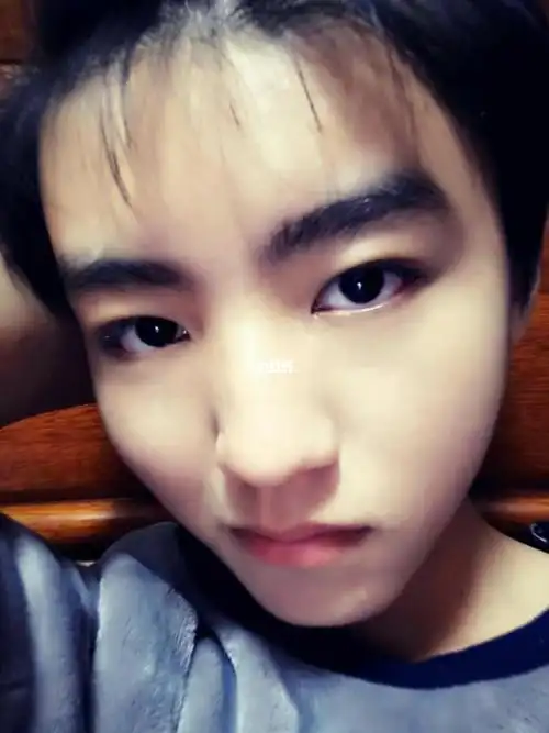 王俊凯早期自拍20