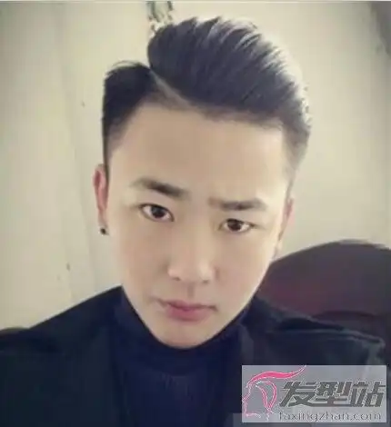 男士侧背发型彰显成熟男人范