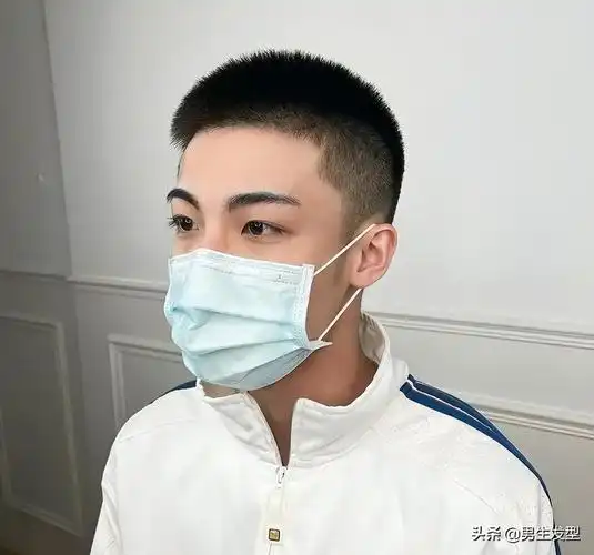 潮流短发发型(潮流短发发型男)