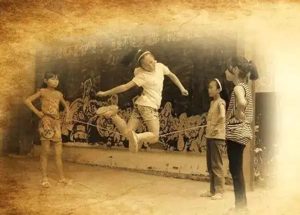 老照片7080后难忘的童年游戏时光不复返