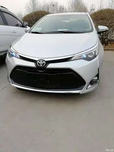 雷凌水晶银好看吗