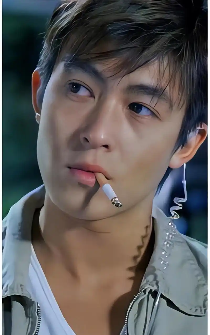 回顾:陈冠希事件15年后,"当事人"猝然离世,难道过往已成云烟