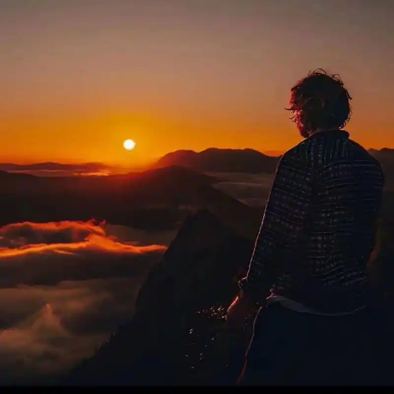 成熟男生头像意境 头