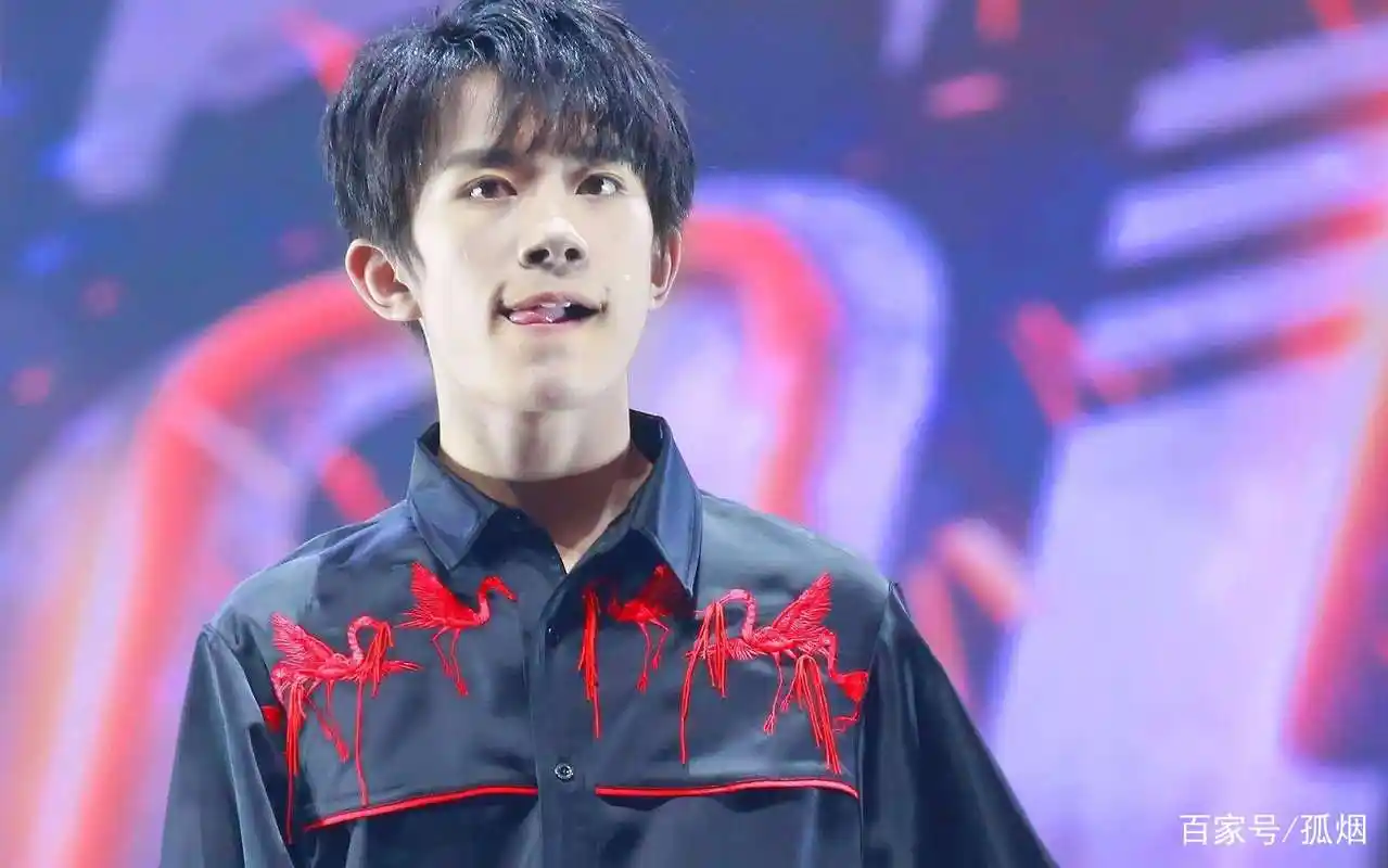 易烊千玺片酬仅800万?知情人曝《少年的你》幕后,最大赢家是她