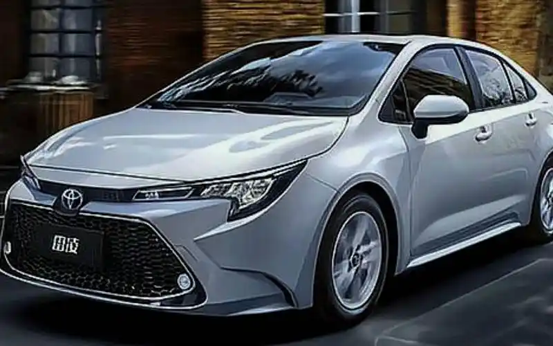 2023款丰田雷凌终于来了!搭1.8升混动 科技内饰,本田思域不香了