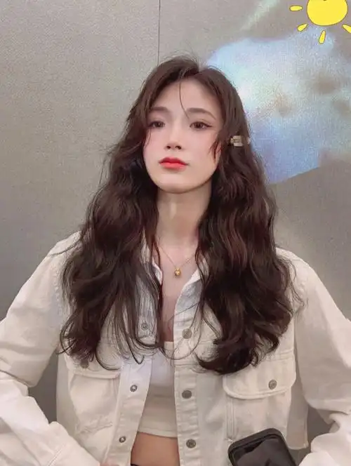 出门被问疯的卷发,太美了～长发一定要烫专门针对头发细软,头顶塌陷的