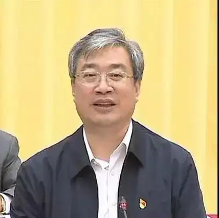 鲁毅佛山市委书记广州南站是广佛都市圈的南站,不仅为广州市民服务