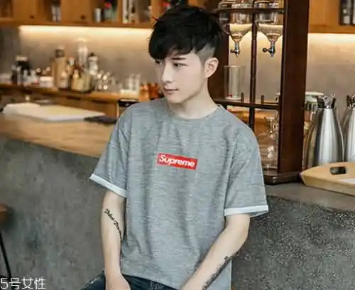 2018男生短发飞机头发型男生短发发型飞机头