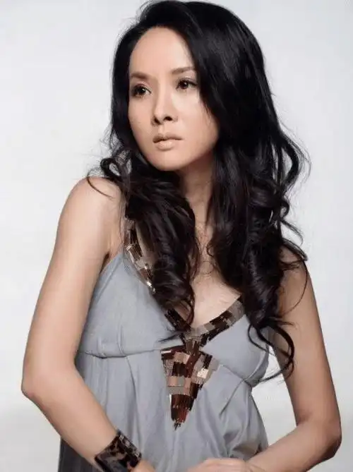 谢兰嫁师小红坚持丁克12年愁坏婆婆41岁意外得子全家乐开怀